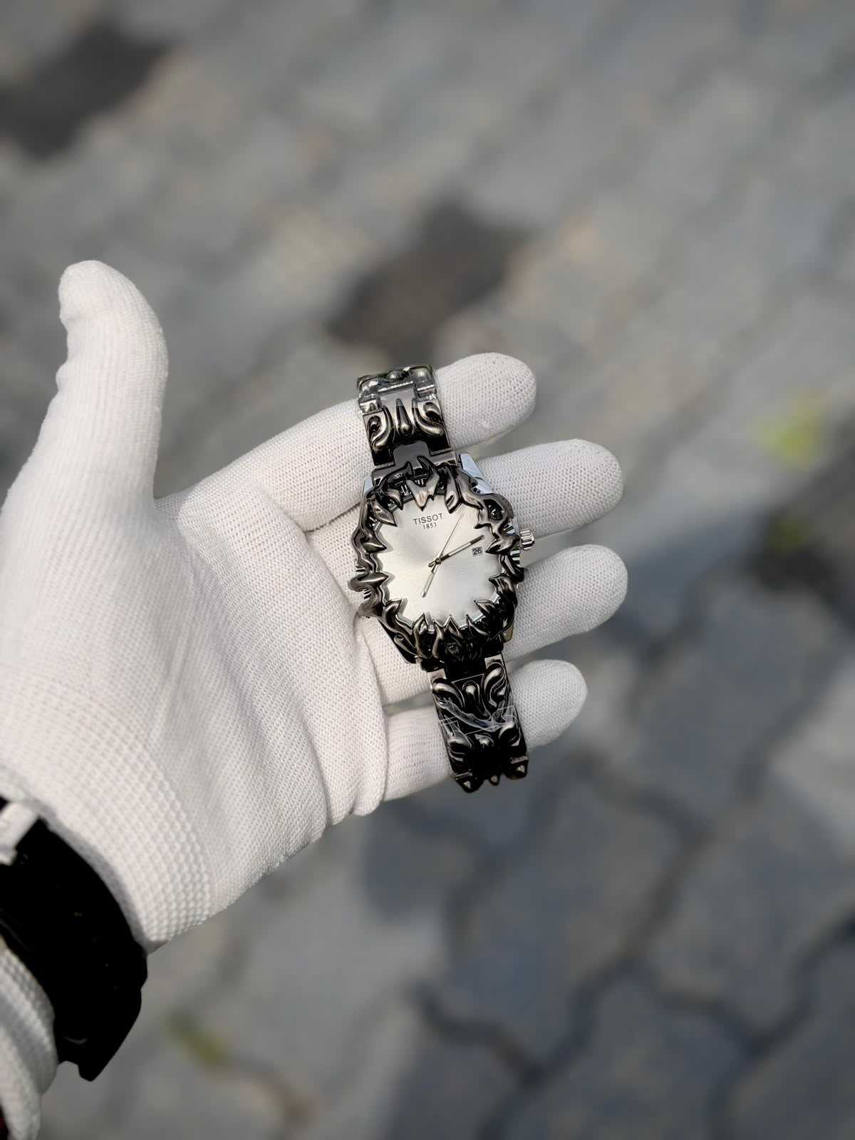 Luxury Flame Skeleton Stainless Steel Quartz Watch – Premium Fashion Wrist Watch